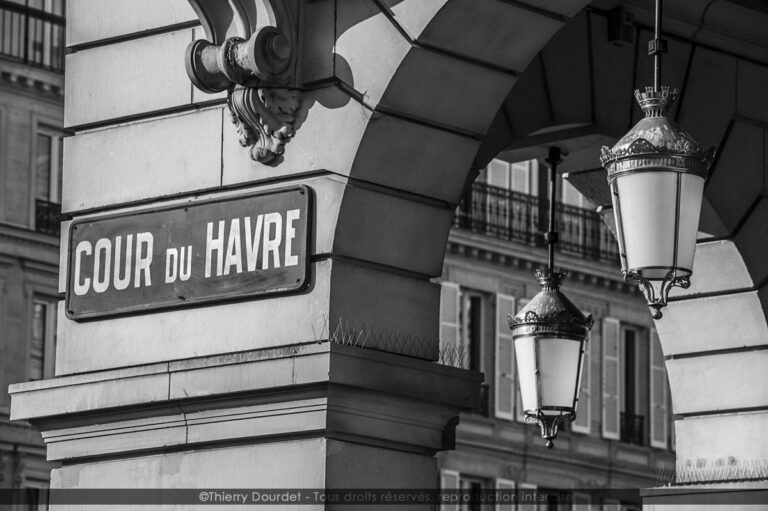 128 - COUR DU HAVRE - FRANCE - Paris