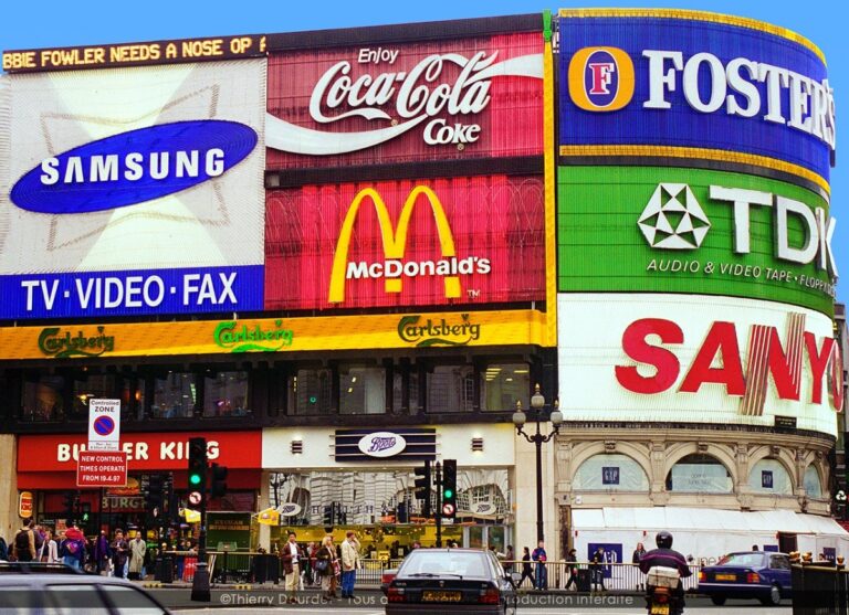 14 - PICADILLY CIRCUS - GRANDE BRETAGNE - Londres