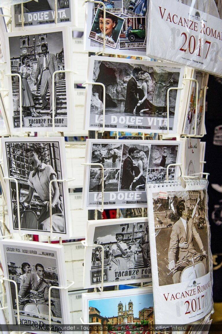 174 - CARTOLINE DEL CINEMA - ITALIE - Rome