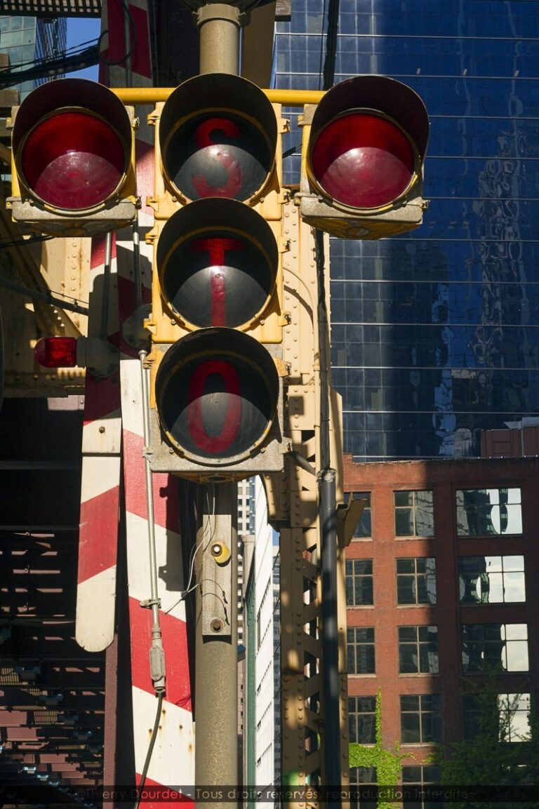 207 - TRAFFIC LIGHTS - USA - Chicago