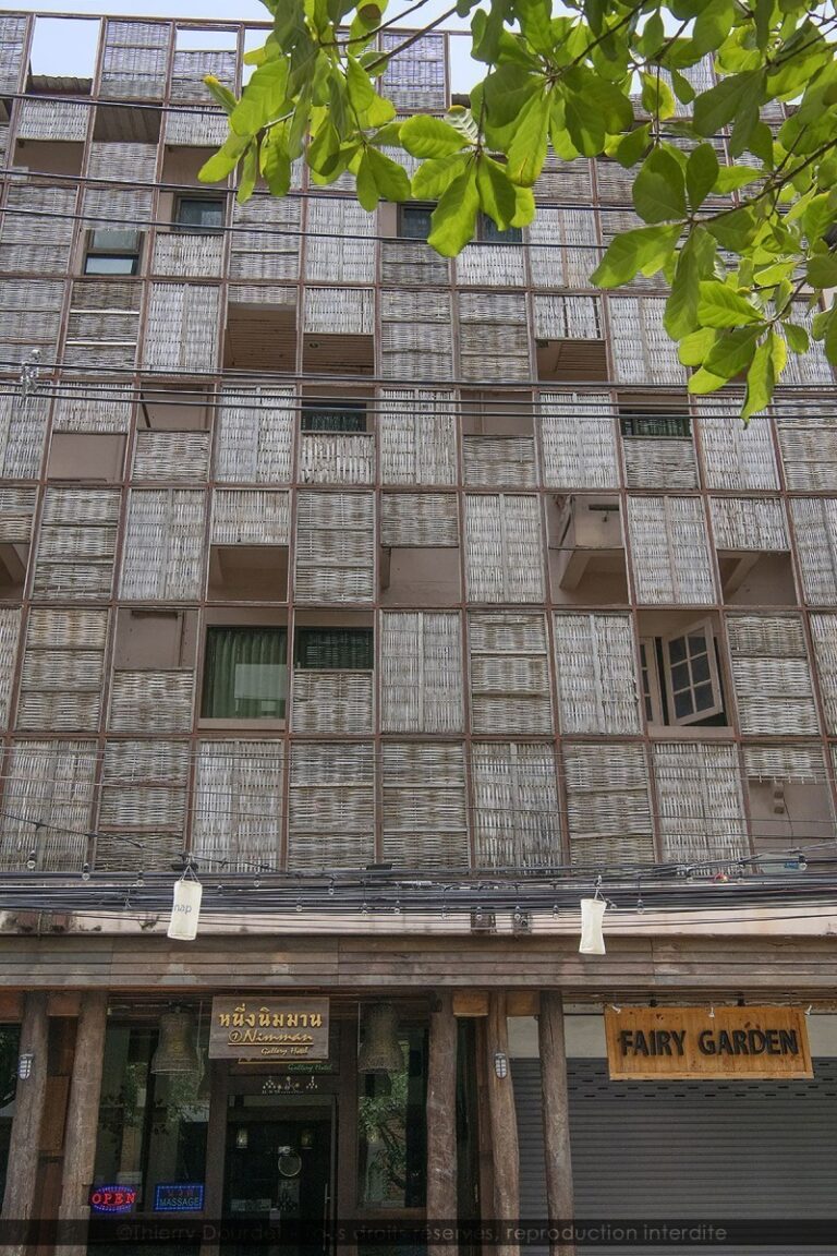 259 - FACADE THAI - THAILANDE - Chang Mai - aout 18