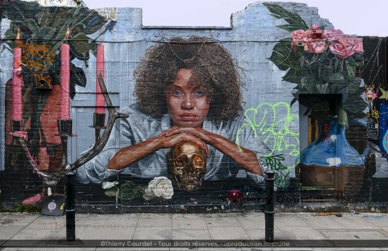 338 - SHOREDITCH WOMEN - GRANDE BRETAGNE - Londres
