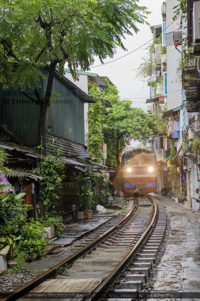 367 - IMPENSABLE - VIETNAM - Hanoi