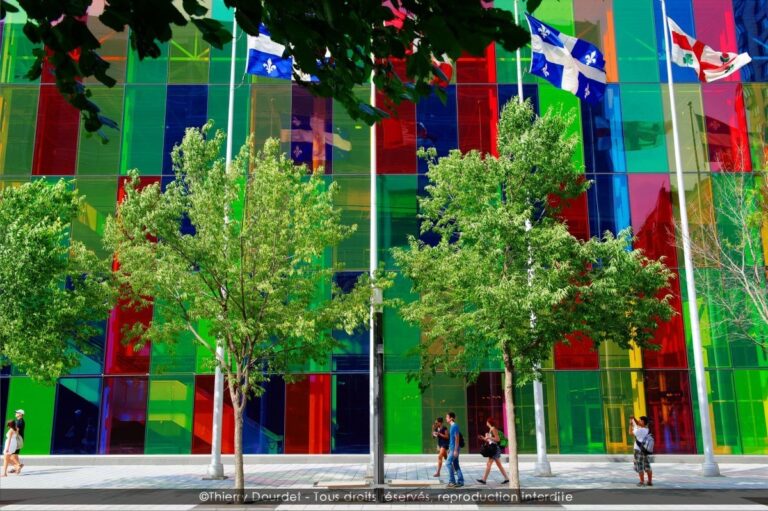 68 - AUDACIEUX - CANADA - Montréal