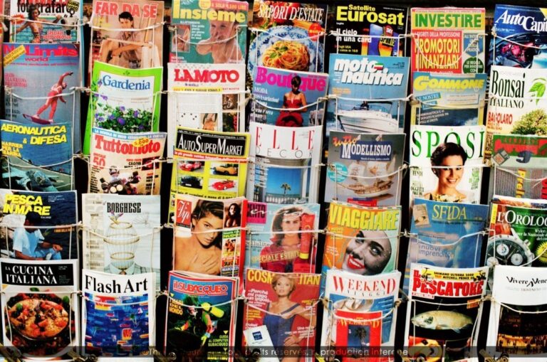 9 - GIORNALI - ITALIE - Venise